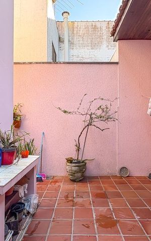 Casa à venda com 125m², 2 quartos e 2 vagas Casa à venda com 125m², 2 quartos e 2 vagasQuintal