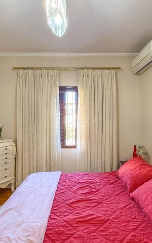 Casa à venda com 125m², 2 quartos e 2 vagas Casa à venda com 125m², 2 quartos e 2 vagasQuarto 2