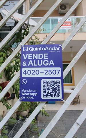 Casa de condomínio à venda com 180m², 3 quartos e 1 vagaPlaca