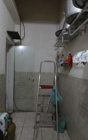 Casa de condomínio à venda com 180m², 3 quartos e 1 vagaÁrea de Serviço