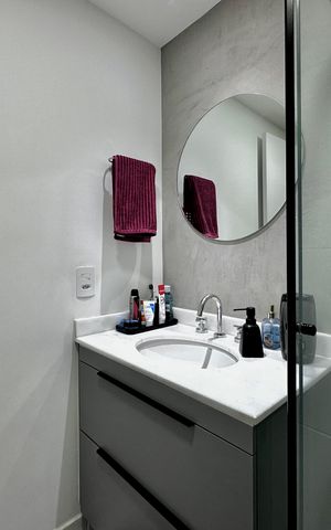 Apartamento à venda com 83m², 2 quartos e 2 vagas Apartamento à venda com 83m², 2 quartos e 2 vagasBanheiro Suíte 2
