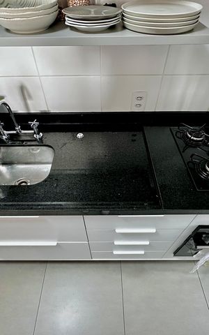 Apartamento à venda com 83m², 2 quartos e 2 vagas Apartamento à venda com 83m², 2 quartos e 2 vagasCozinha