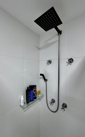 Apartamento à venda com 83m², 2 quartos e 2 vagas Apartamento à venda com 83m², 2 quartos e 2 vagasBanheiro Suíte 2