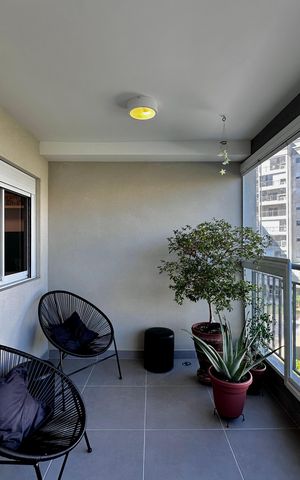 Apartamento à venda com 83m², 2 quartos e 2 vagas Apartamento à venda com 83m², 2 quartos e 2 vagasVaranda