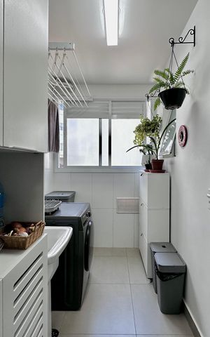 Apartamento à venda com 83m², 2 quartos e 2 vagas Apartamento à venda com 83m², 2 quartos e 2 vagasÁrea de Serviço