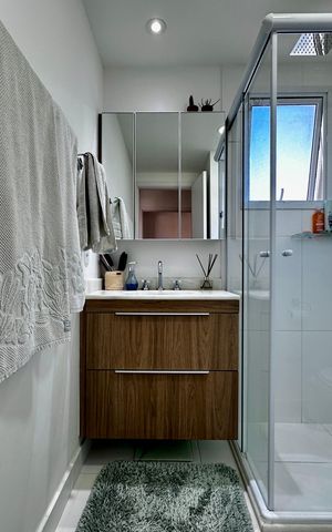 Apartamento à venda com 83m², 2 quartos e 2 vagas Apartamento à venda com 83m², 2 quartos e 2 vagasBanheiro Suíte 1