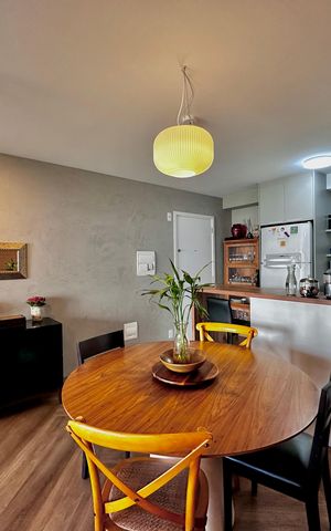 Apartamento à venda com 83m², 2 quartos e 2 vagas Apartamento à venda com 83m², 2 quartos e 2 vagasSala