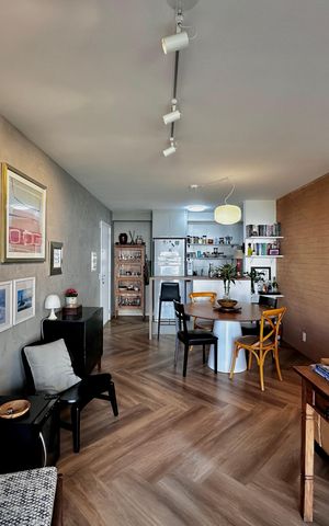 Apartamento à venda com 83m², 2 quartos e 2 vagas Apartamento à venda com 83m², 2 quartos e 2 vagasSala