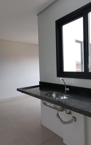 Apartamento à venda com 94m², 2 quartos e 2 vagasCozinha