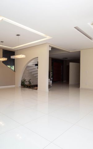 Casa de condomínio para alugar com 1000m², 5 quartos e 6 vagas Casa de condomínio para alugar com 1000m², 5 quartos e 6 vagasSala 1