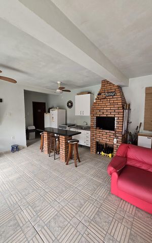 Casa à venda com 130m², 3 quartos e 5 vagas