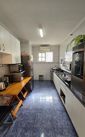 Casa à venda com 130m², 3 quartos e 5 vagas