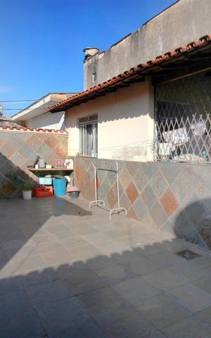 Casa à venda com 273m², 3 quartos e 4 vagasQuintal