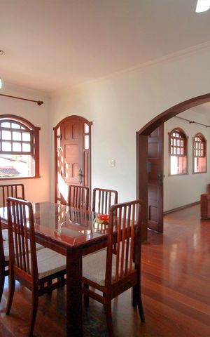 Casa à venda com 273m², 3 quartos e 4 vagasSala de Jantar