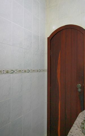 Casa à venda com 273m², 3 quartos e 4 vagasBanheiro