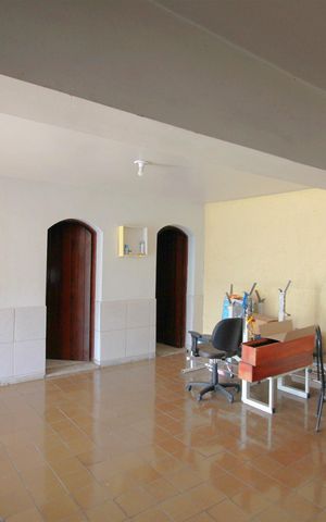 Casa à venda com 273m², 3 quartos e 4 vagasGaragem