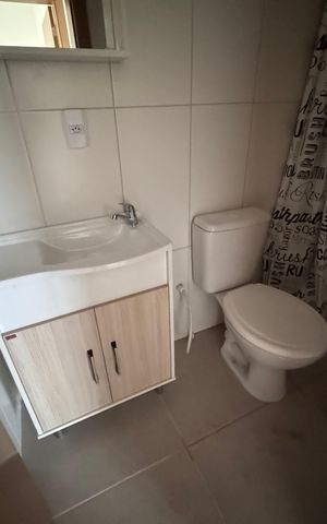 Apartamento à venda com 48m², 2 quartos e sem vaga Apartamento à venda com 48m², 2 quartos e sem vagaBanheiro