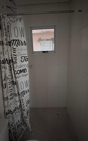 Apartamento à venda com 48m², 2 quartos e sem vaga Apartamento à venda com 48m², 2 quartos e sem vagaBanheiro