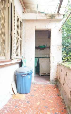 Casa à venda com 155m², 2 quartos e 1 vagaÁrea de Serviço