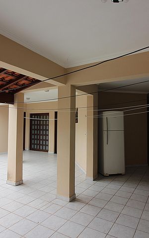 Casa à venda com 362m², 3 quartos e 3 vagasÁrea Externa
