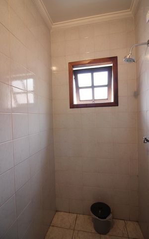 Casa à venda com 362m², 3 quartos e 3 vagasBanheiro de Serviço