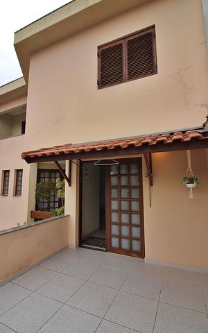 Casa à venda com 362m², 3 quartos e 3 vagasSacada da Sala