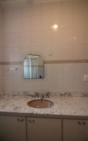 Casa à venda com 362m², 3 quartos e 3 vagasBanheiro da Suíte 3