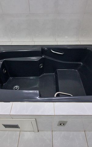Casa à venda com 362m², 3 quartos e 3 vagasBanheiro da Suíte 1