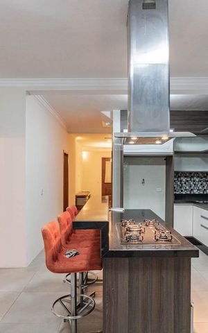 Casa à venda com 225m², 3 quartos e 4 vagasCozinha