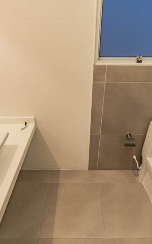 Casa à venda com 225m², 3 quartos e 4 vagasBanheiro Suite