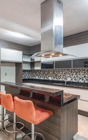 Casa à venda com 225m², 3 quartos e 4 vagasCozinha