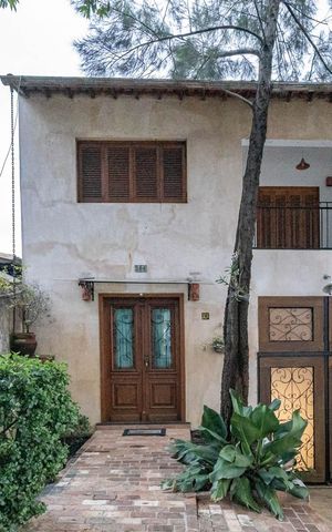 Casa à venda com 225m², 3 quartos e 4 vagasFachada