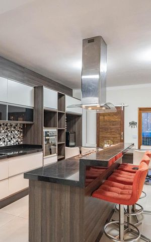 Casa à venda com 225m², 3 quartos e 4 vagasCozinha