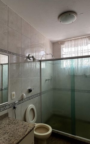 Casa à venda com 466m², 4 quartos e 8 vagas Casa à venda com 466m², 4 quartos e 8 vagasBanheiro da Suíte 3