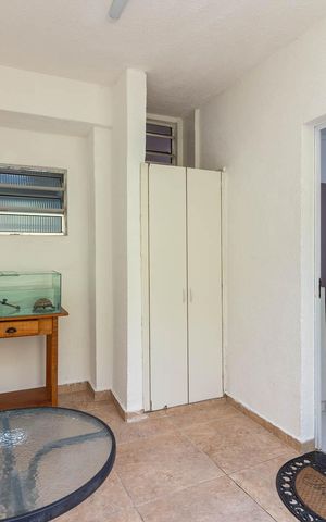 Casa à venda com 108m², 2 quartos e 1 vaga Casa à venda com 108m², 2 quartos e 1 vagaQuintal