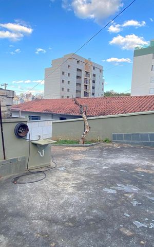 Casa à venda com 189m², 3 quartos e 2 vagas Casa à venda com 189m², 3 quartos e 2 vagasQuintal
