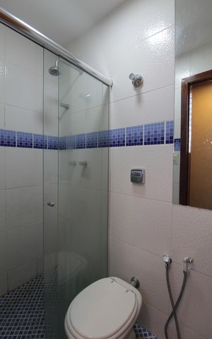 Casa à venda com 640m², 4 quartos e 4 vagasBanheiro Social
