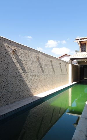 Casa à venda com 640m², 4 quartos e 4 vagasÁrea comum - Piscina