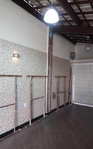 Casa à venda com 640m², 4 quartos e 4 vagasGaragem