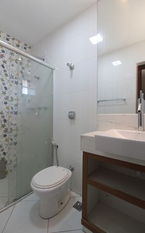 Casa à venda com 640m², 4 quartos e 4 vagasBanheiro da Suíte 2