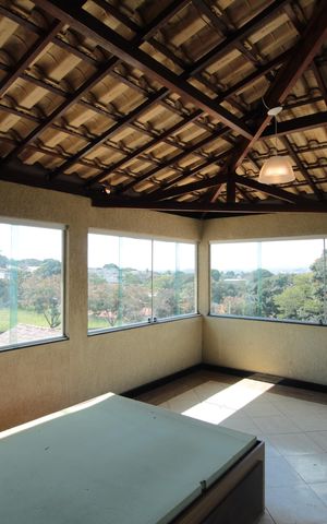 Casa à venda com 640m², 4 quartos e 4 vagasSuíte 1