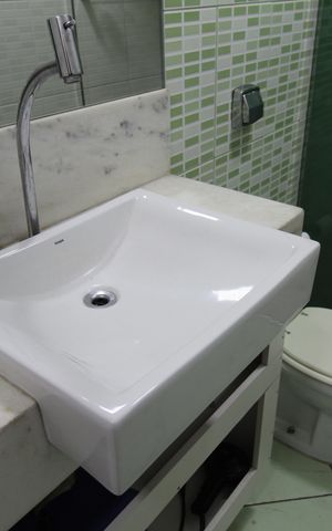Casa à venda com 640m², 4 quartos e 4 vagasBanheiro Social 2