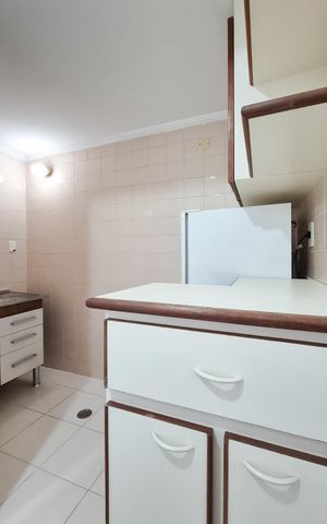 Apartamento para alugar com 39m², 1 quarto e 1 vagaCozinha - Armários