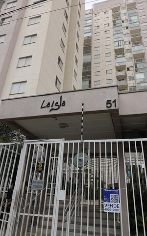 Apartamento à venda com 60m², 3 quartos e 1 vagaFachada e portaria