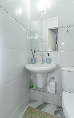 Apartamento à venda com 169m², 3 quartos e 1 vaga Apartamento à venda com 169m², 3 quartos e 1 vagaBanheiro