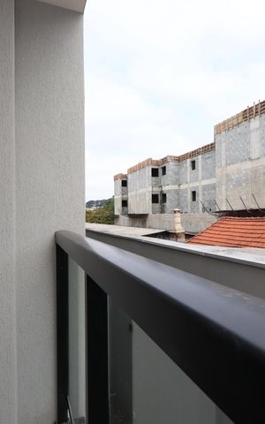 Casa de condomínio à venda com 84m², 2 quartos e 1 vagaVaranda da Sala
