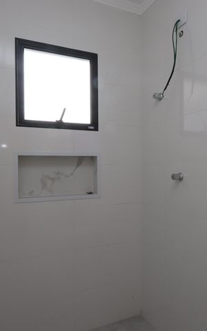 Casa de condomínio à venda com 84m², 2 quartos e 1 vagaBanheiro