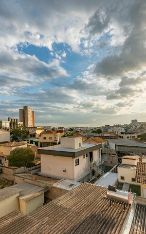 Apartamento à venda com 235m², 5 quartos e 2 vagas Apartamento à venda com 235m², 5 quartos e 2 vagasQuarto 4