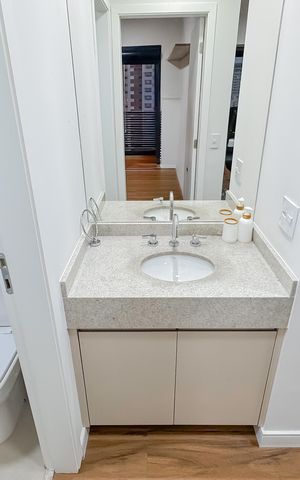 Apartamento à venda com 56m², 1 quarto e 1 vaga Apartamento à venda com 56m², 1 quarto e 1 vagaBanheiro