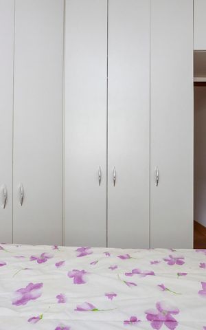 Casa à venda com 150m², 3 quartos e 2 vagas Casa à venda com 150m², 3 quartos e 2 vagasQuarto 3